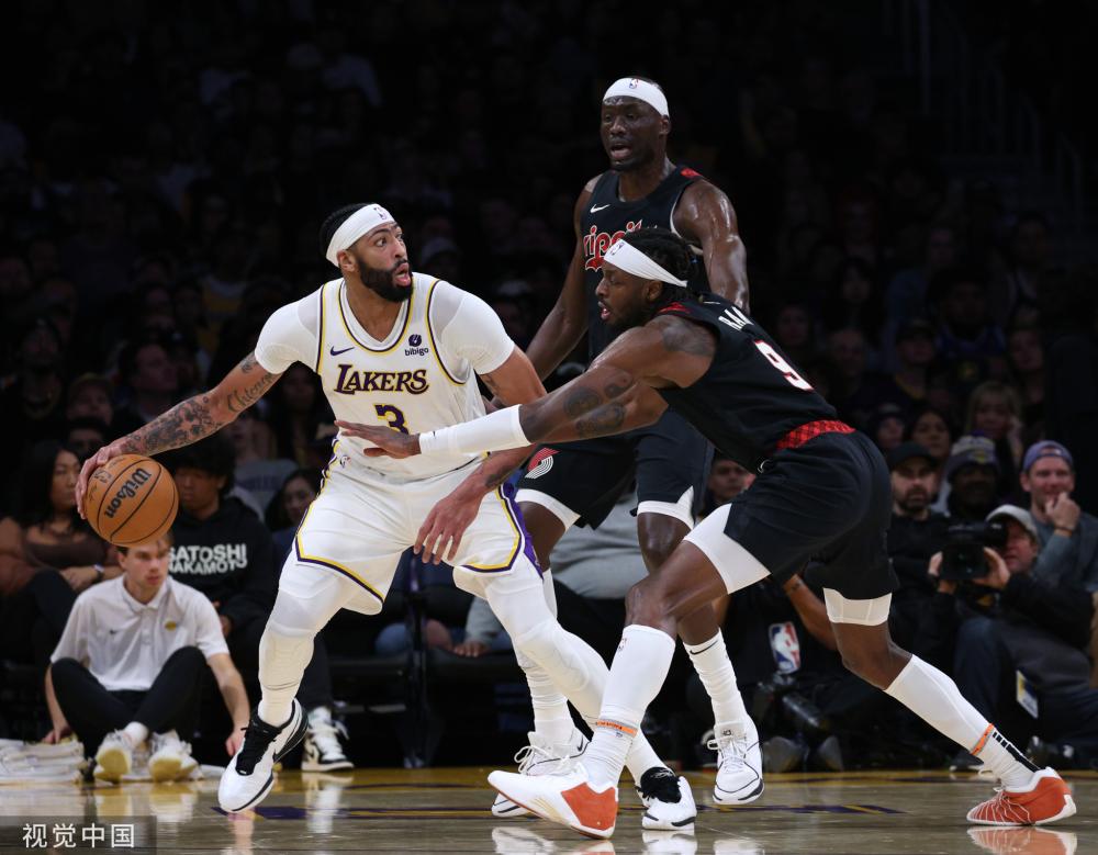 因受伤被迫 因受伤被迫