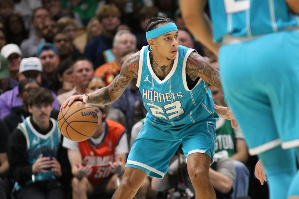 认为他不但 认为他不但