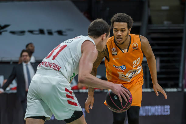 榜上冲击更 榜上冲击更