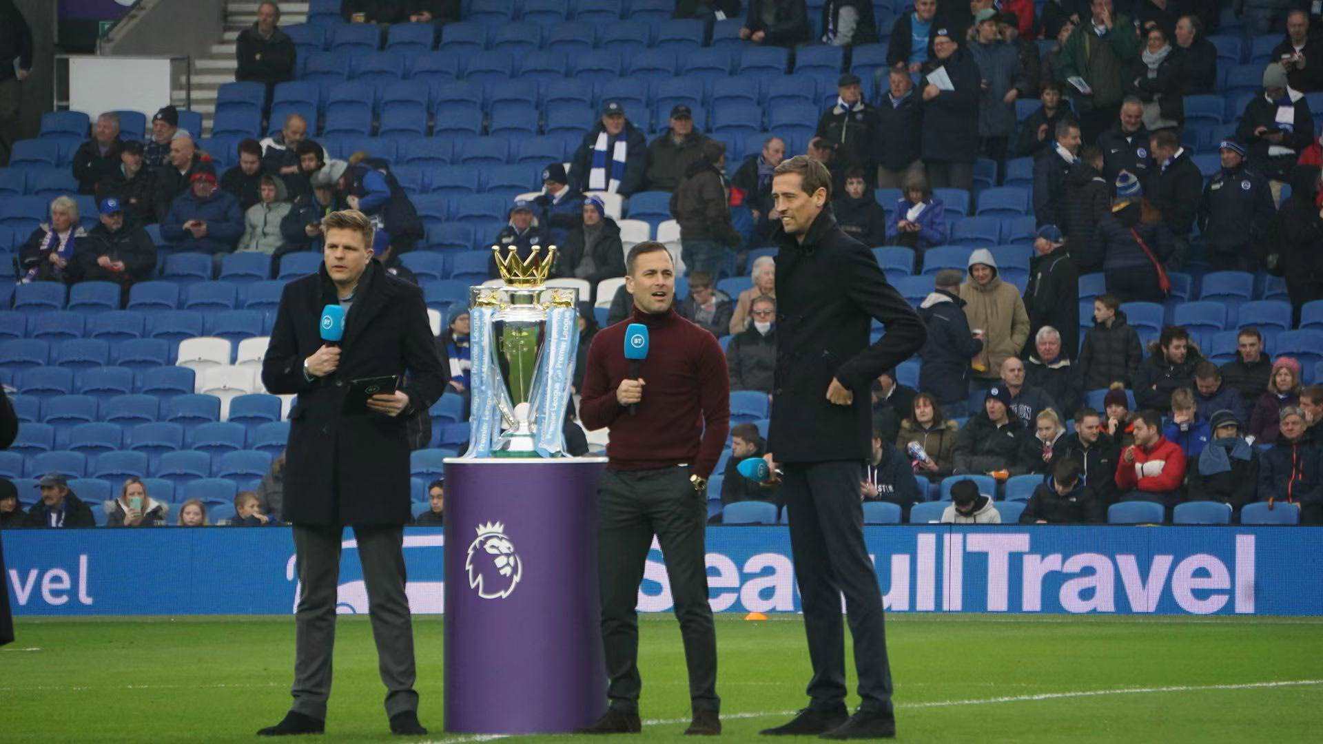 赫罗纳和贝 赫罗纳和贝